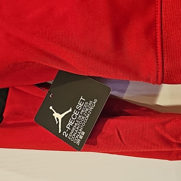 NWT Jordan Two piece - Picture 4 of 6